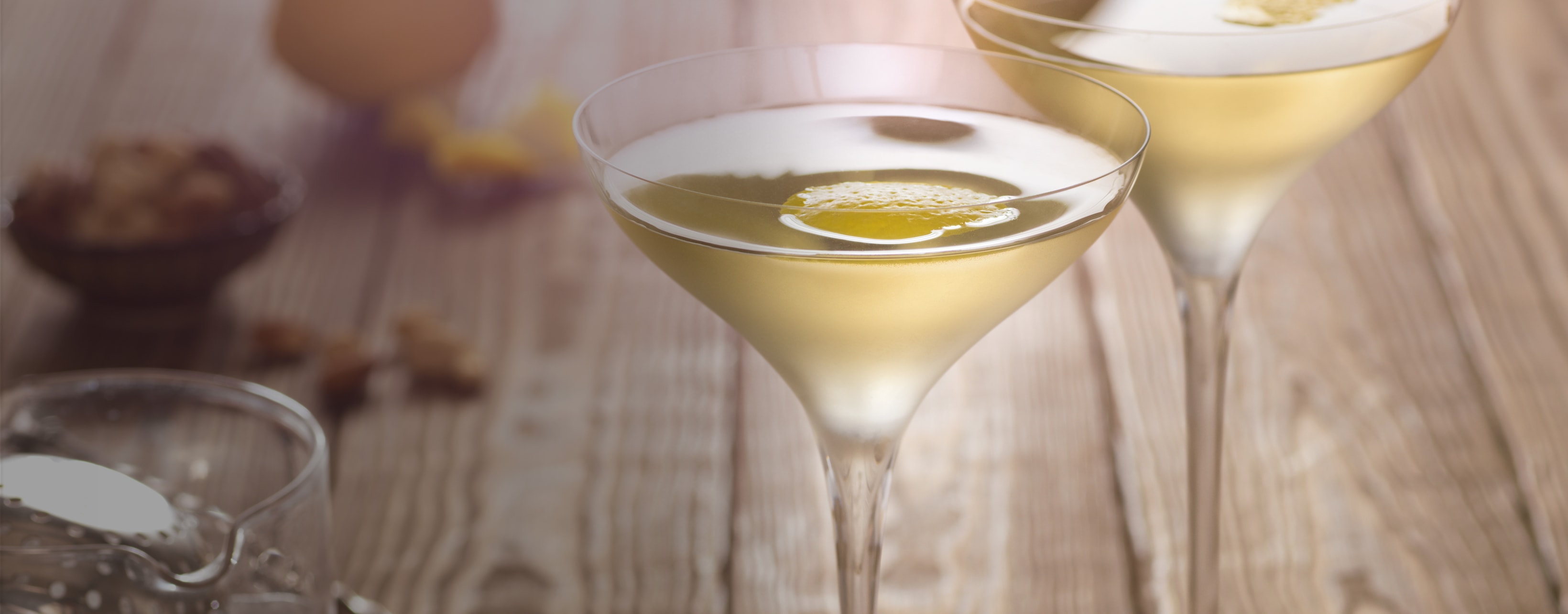 VODKA MARTINI COCKTAIL