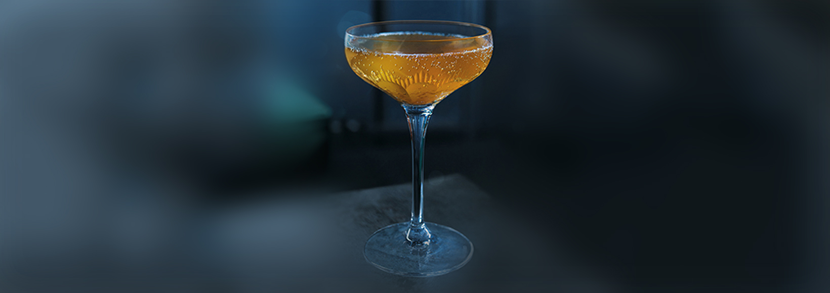 GREY GOOSE La Poire Gingerbread Martini Cocktail