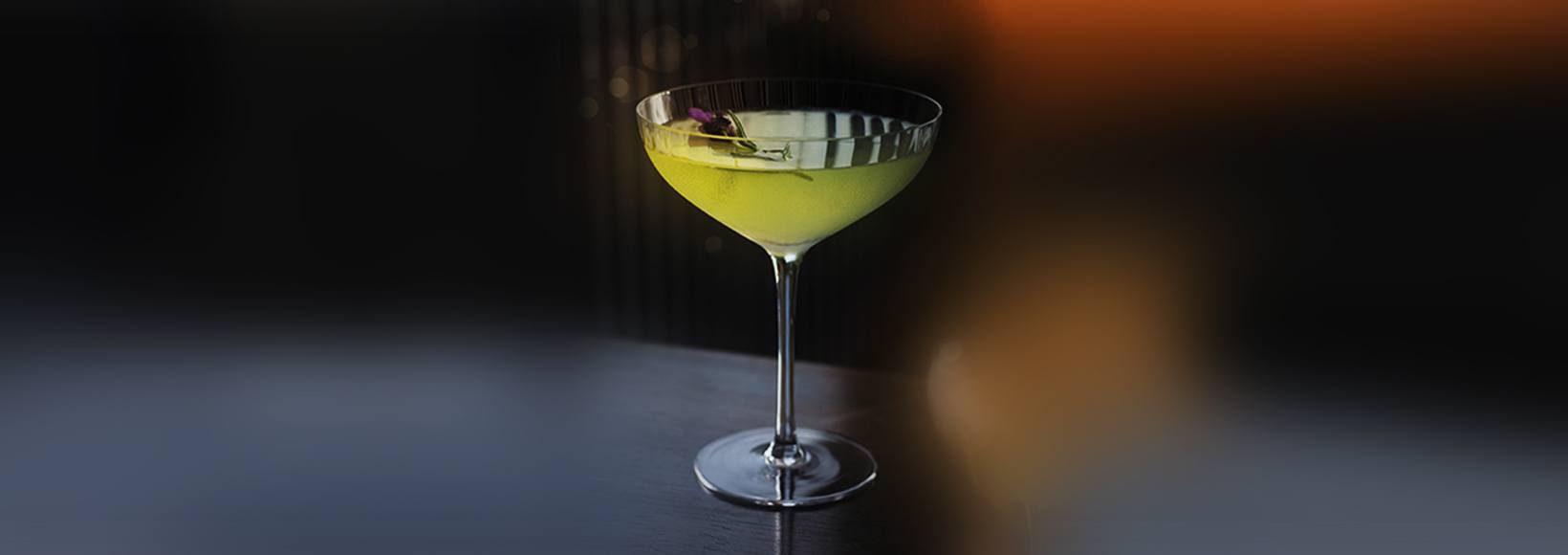 GREY GOOSE Le Citron Snowfall Martini Cocktail