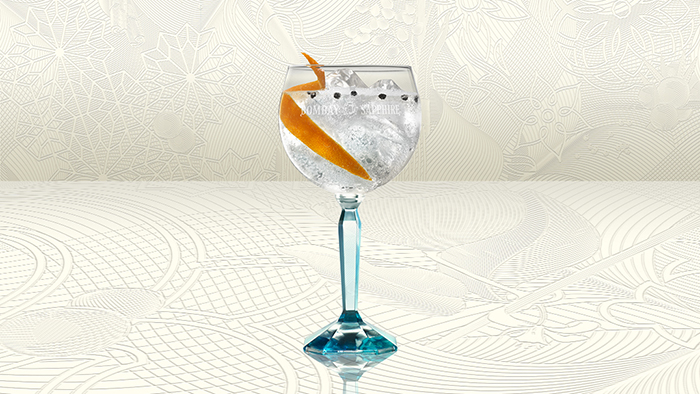 BOMBAY SAPPHIRE ORANGE & PEPPERCORN TWIST